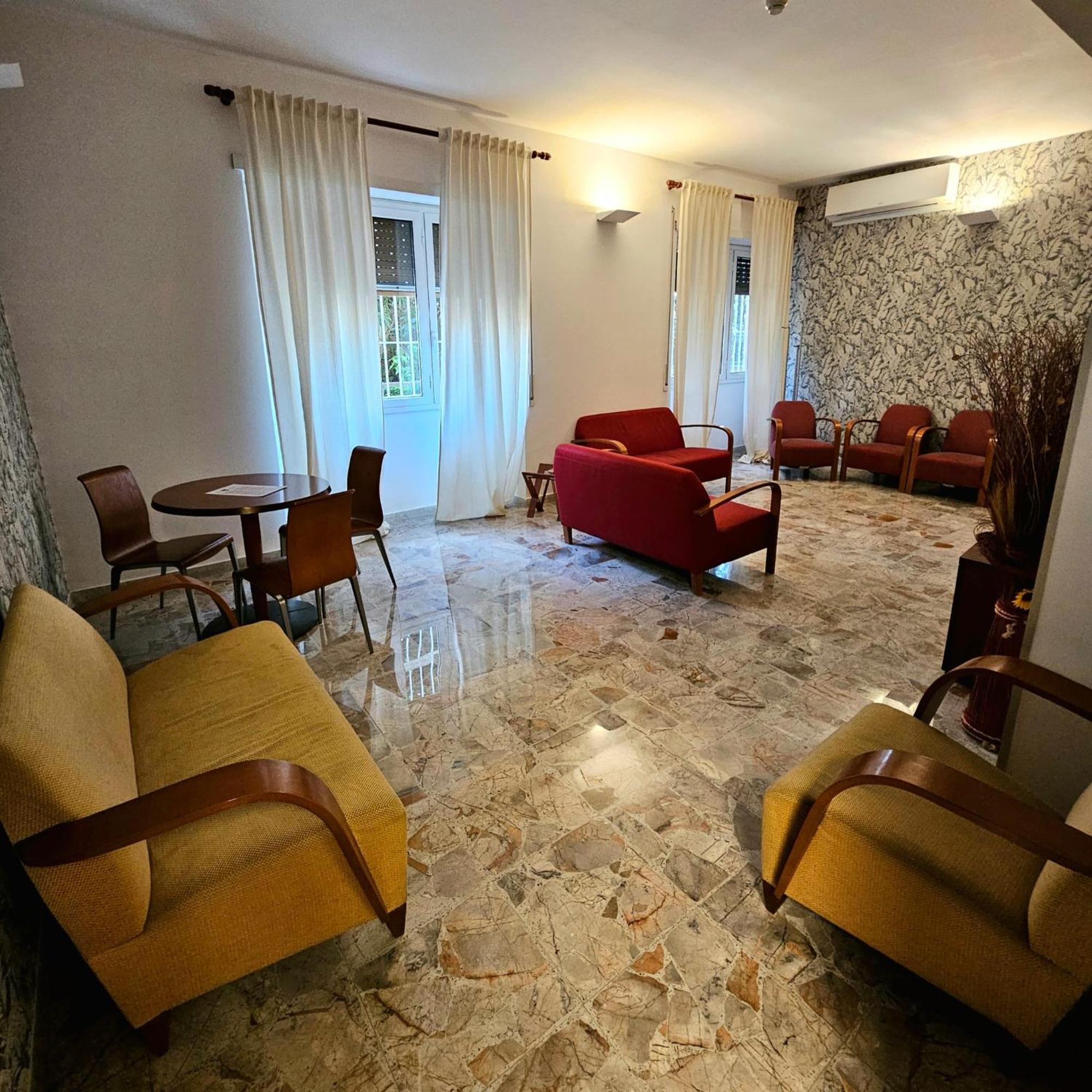 La Casa Di Nazareth Hotel โรม ภายนอก รูปภาพ
