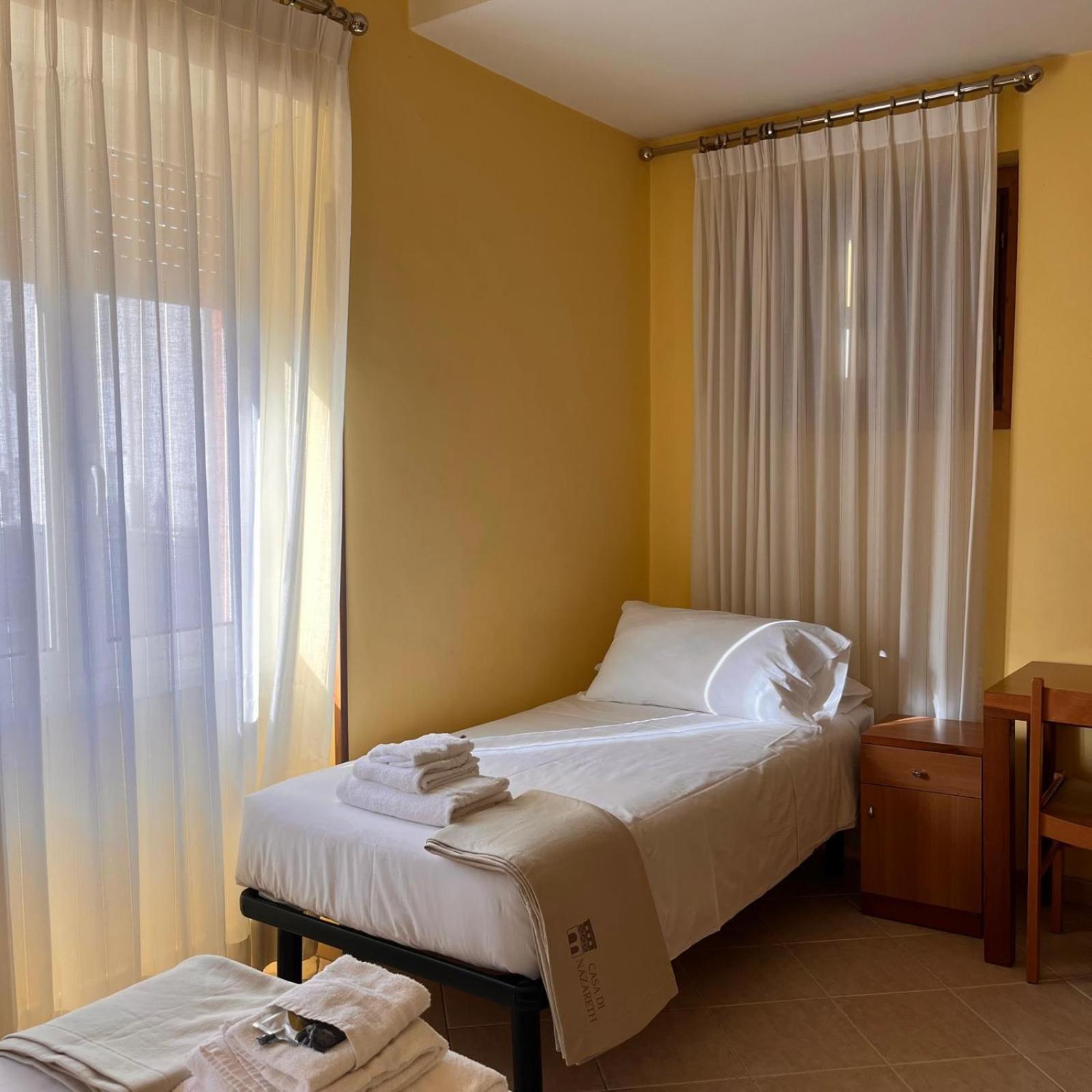 La Casa Di Nazareth Hotel โรม ภายนอก รูปภาพ