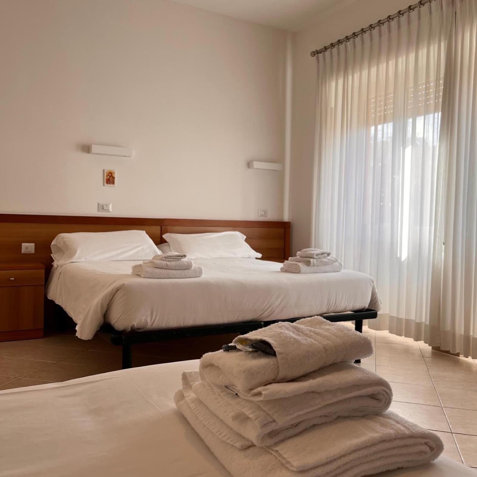 La Casa Di Nazareth Hotel โรม ภายนอก รูปภาพ